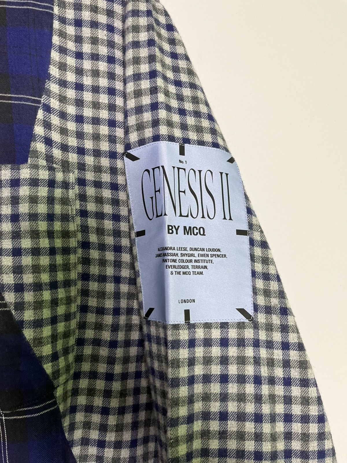 Alexander McQueen RARE Alexander McQueen Genesis shirt Size US L / EU 52-54 / 3 - 3 Thumbnail