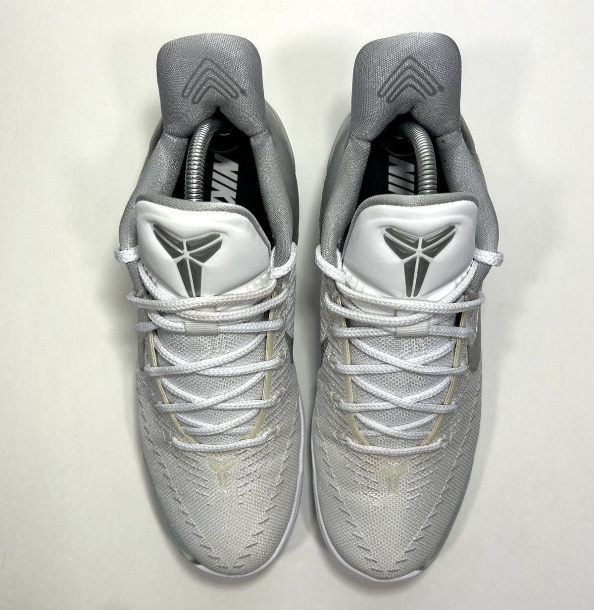 Nike Nike Kobe A.D. iD White/Silver Shoes Size: 10 M Size US 10 / EU 43 - 4 Thumbnail