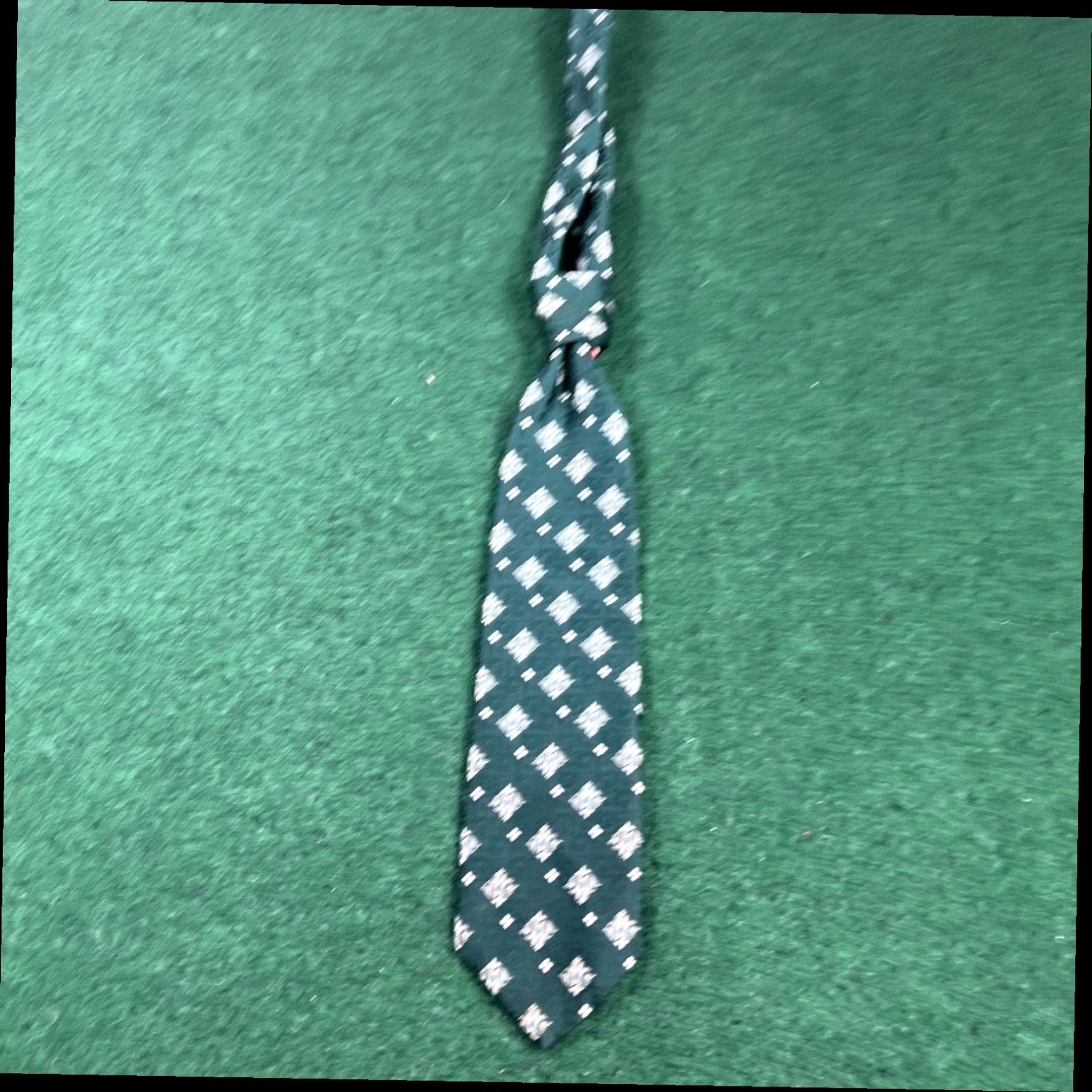 Vintage Vintage 1970s Men's Necktie by Beau Brummel Polyester 4"×54" Green Size ONE SIZE - 1 Thumbnail