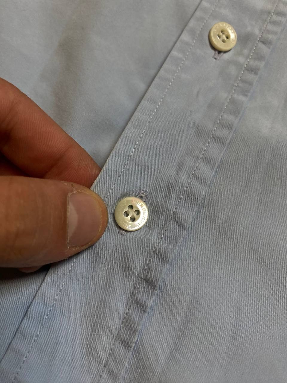 Burberry Vintage Burberry Streetwear Button Up Shirt Size S Size US S / EU 44-46 / 1 - 11 Thumbnail