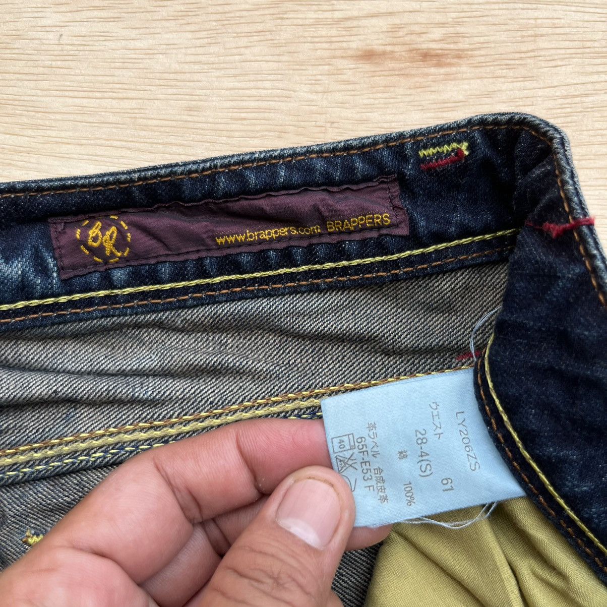 Hysteric Glamour BRAPPERS JAPANESE BRAND DISTRESSED FLARE DENIM Size 28" / US 6 / IT 42 - 3 Thumbnail