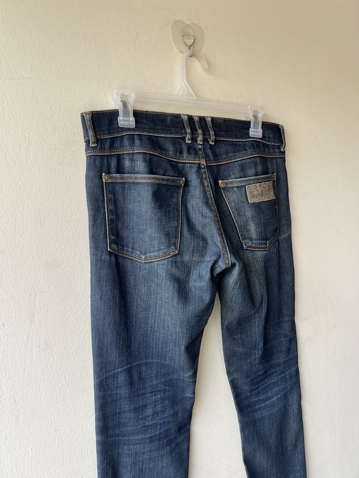 April 77 2001 April 77 Joey Distressed Fade Stretch Denim Jeans Size US 30 / EU 46 - 20 Thumbnail