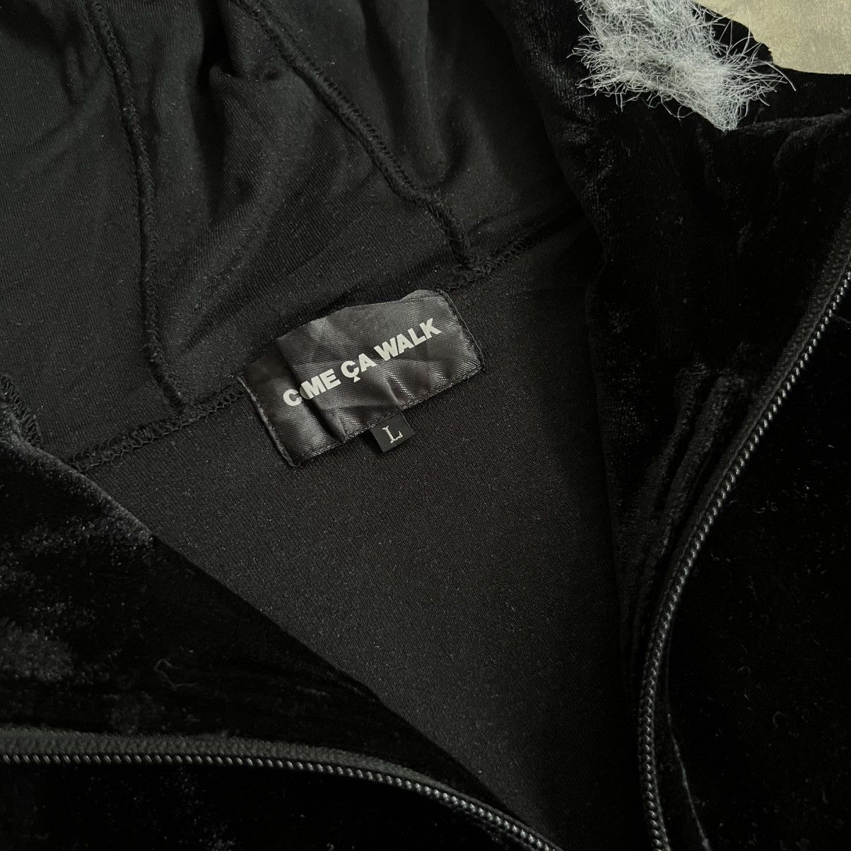 KMRii 2000s Come Ca Walk Vkei Style Velvet Fur Hoodie Size US L / EU 52-54 / 3 - 5 Thumbnail