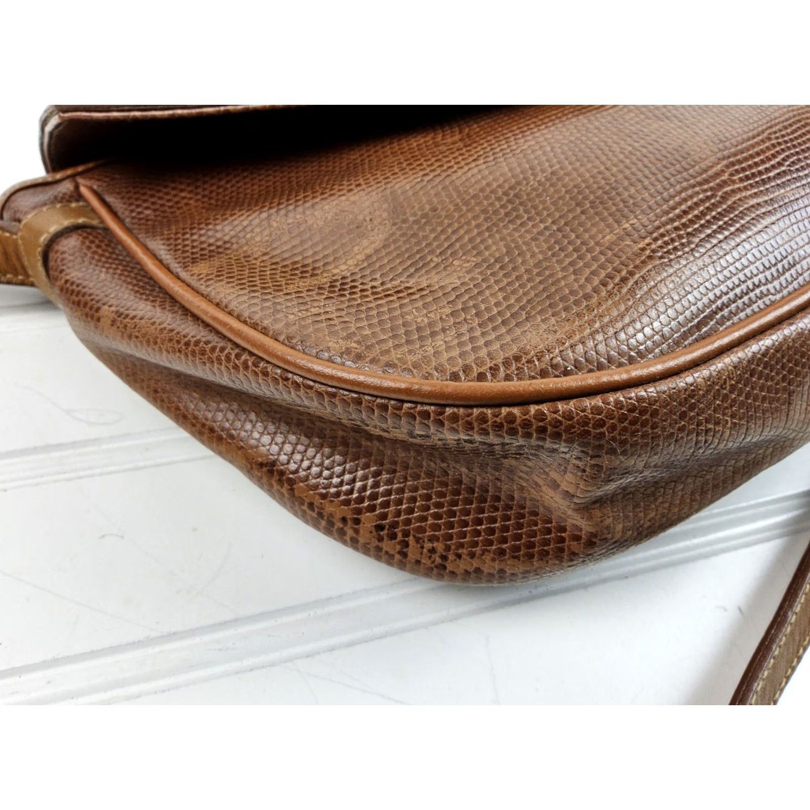 Vintage VINTAGE Nina Ricci Paris Snake Leather Shoulder Handbag Purse Womens Brown Leather Shoulder Bag 10x7.5x2 Size ONE SIZE - 7 Thumbnail