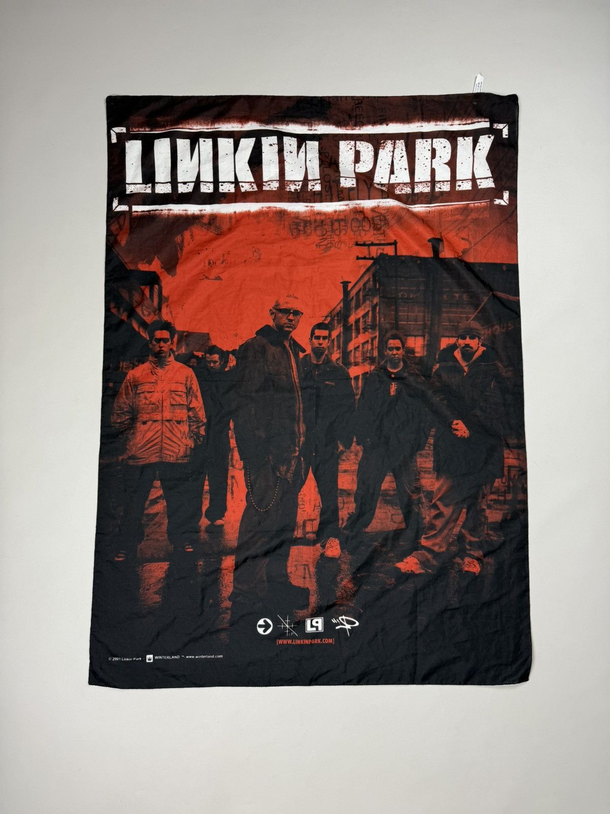 Band Tees × Vintage Linkin Park Vintage 2001 Hybrid Theory Flag Stoffposter VTG Size ONE SIZE - 1 Thumbnail