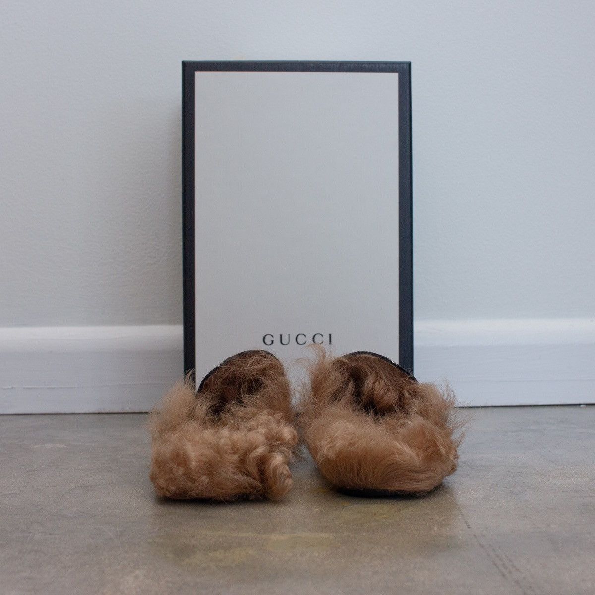 Gucci 920$ GUCCI 454613 Fur Floral Brocade Slippers Size US 7 / IT 37 - 15 Thumbnail