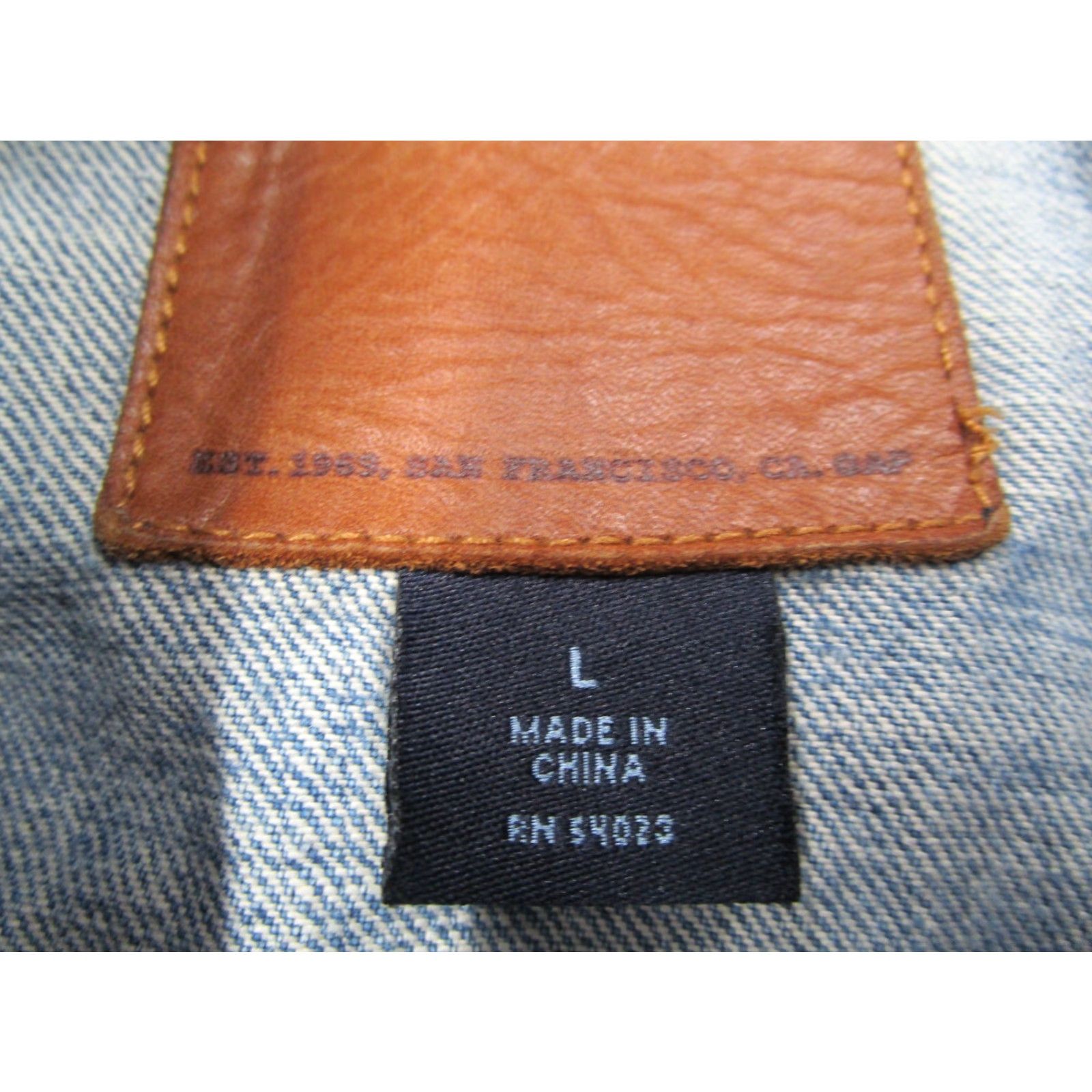 Gap GAP Denim Jacket Mens Large Blue Button Up Trucker Workwear Size US L / EU 52-54 / 3 - 3 Thumbnail