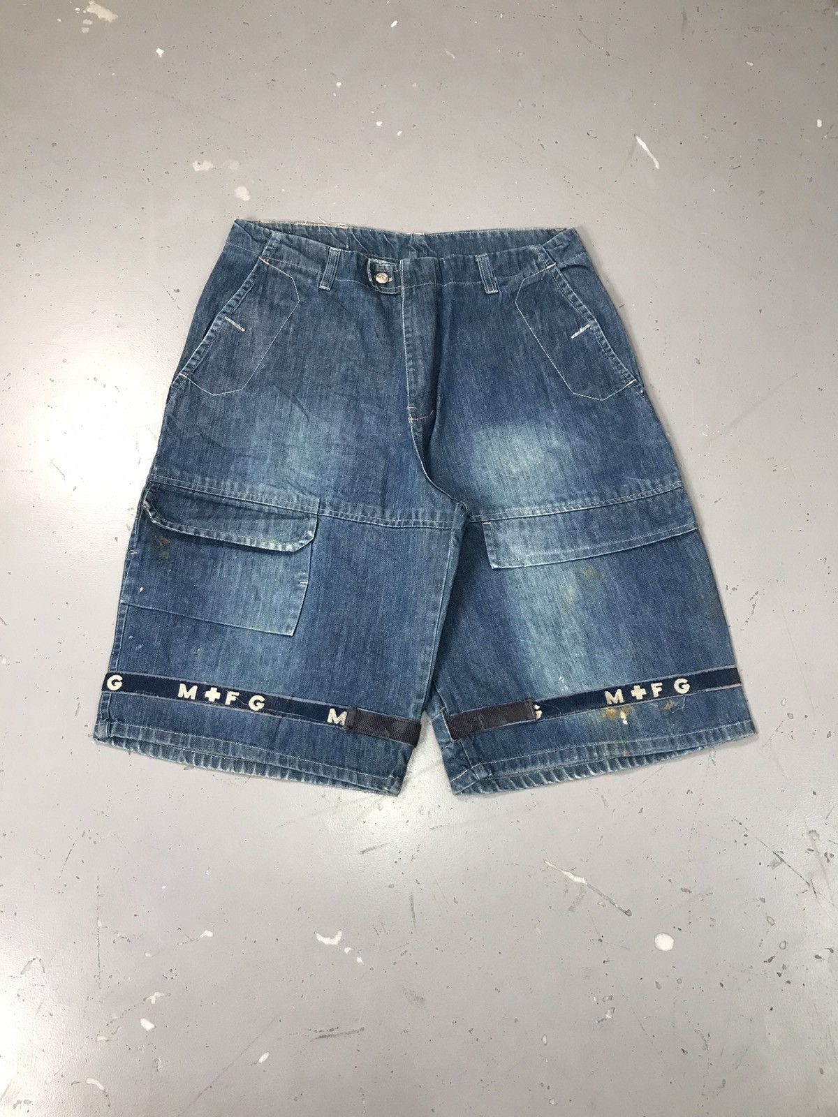 Marithe + Francois Girbaud Vintage marithe & Francois girbaud big pocket denim jort Size US 38 / EU 54 - 1 Thumbnail