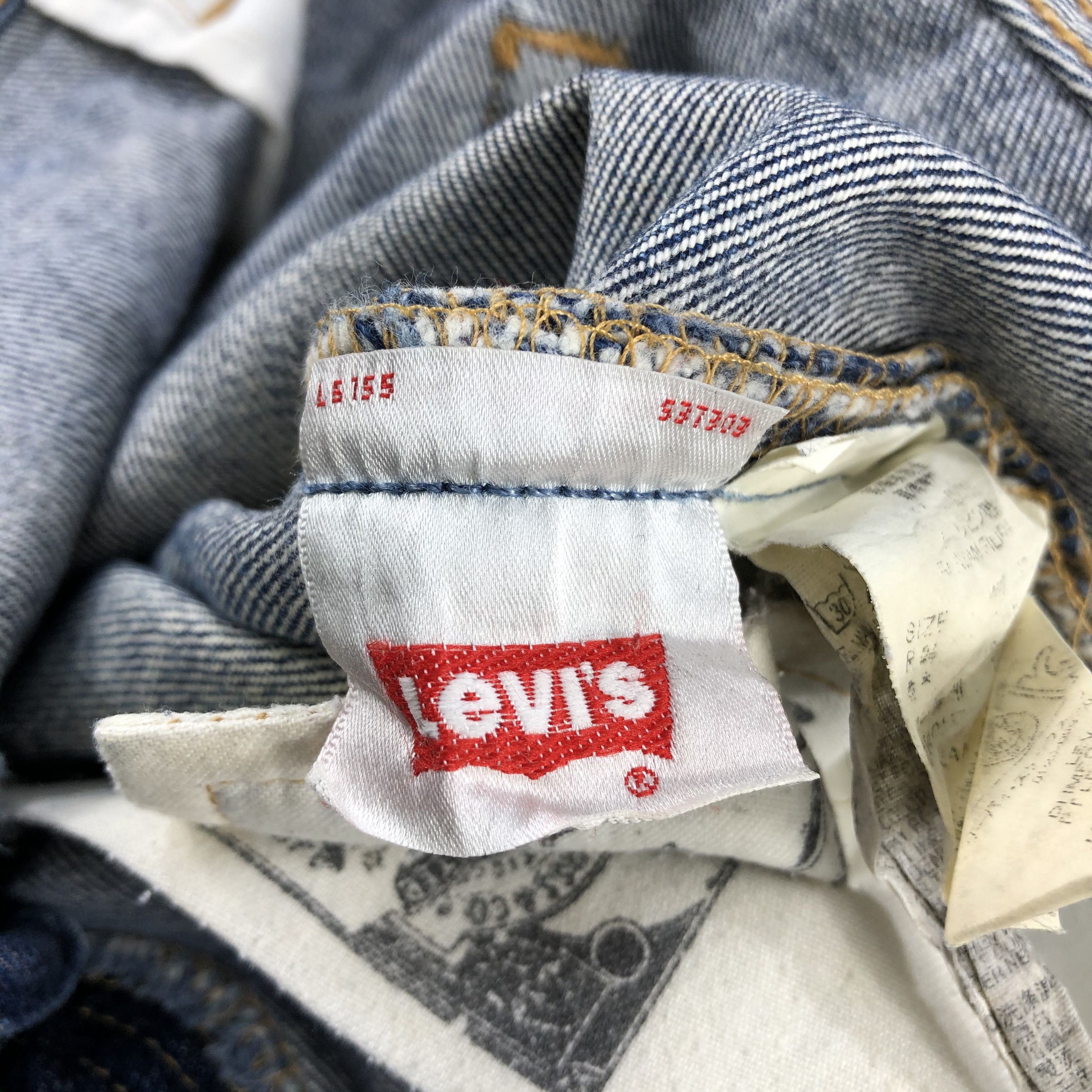 Levi's Vintage Blue Wash Levis 501 Jeans-J1782 Size US 31 - 11 Thumbnail