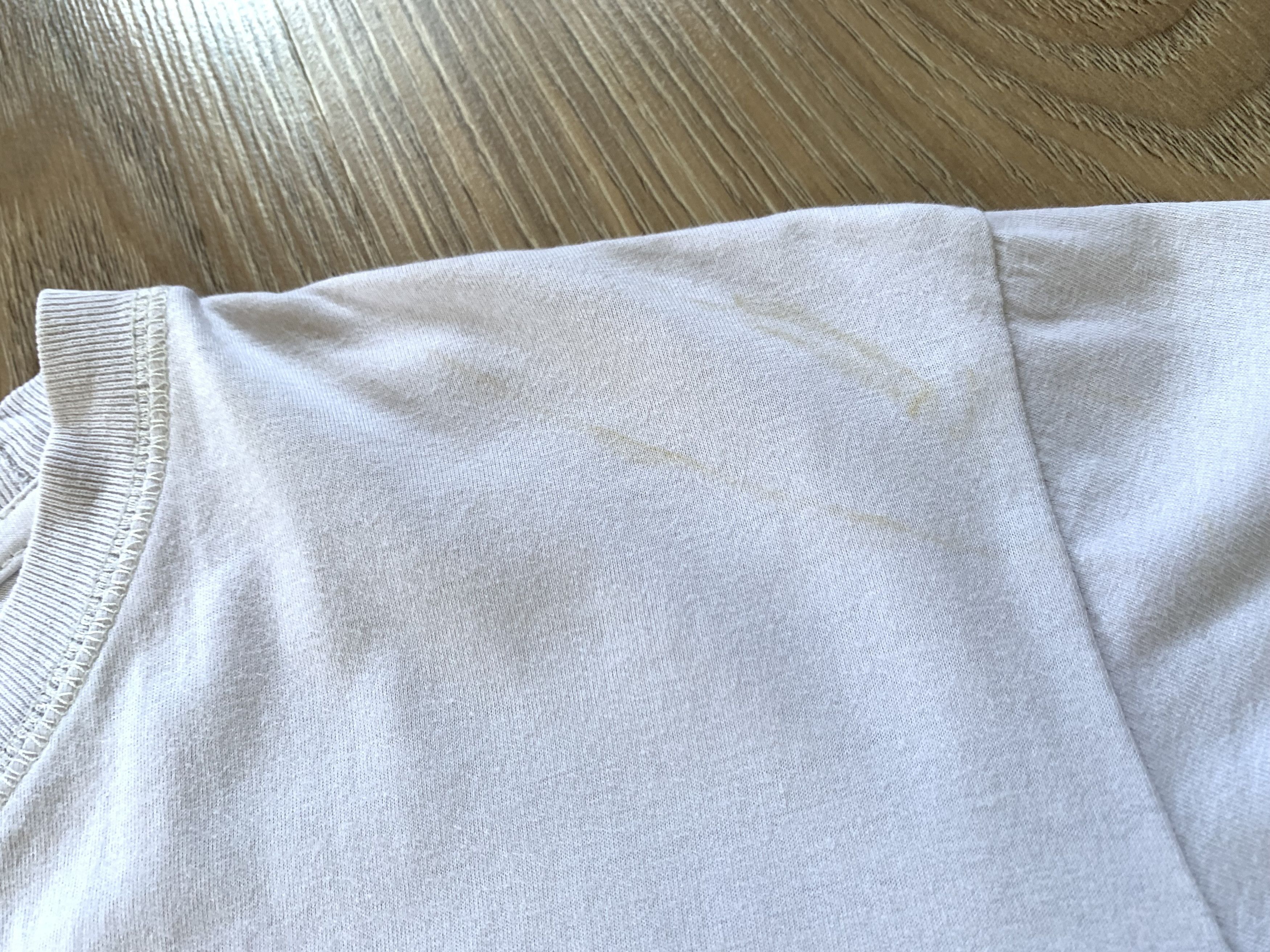 Levi's Vintage Clothing Rare Vintage Levi's White Logo T-Shirt Size US L / EU 52-54 / 3 - 9 Thumbnail