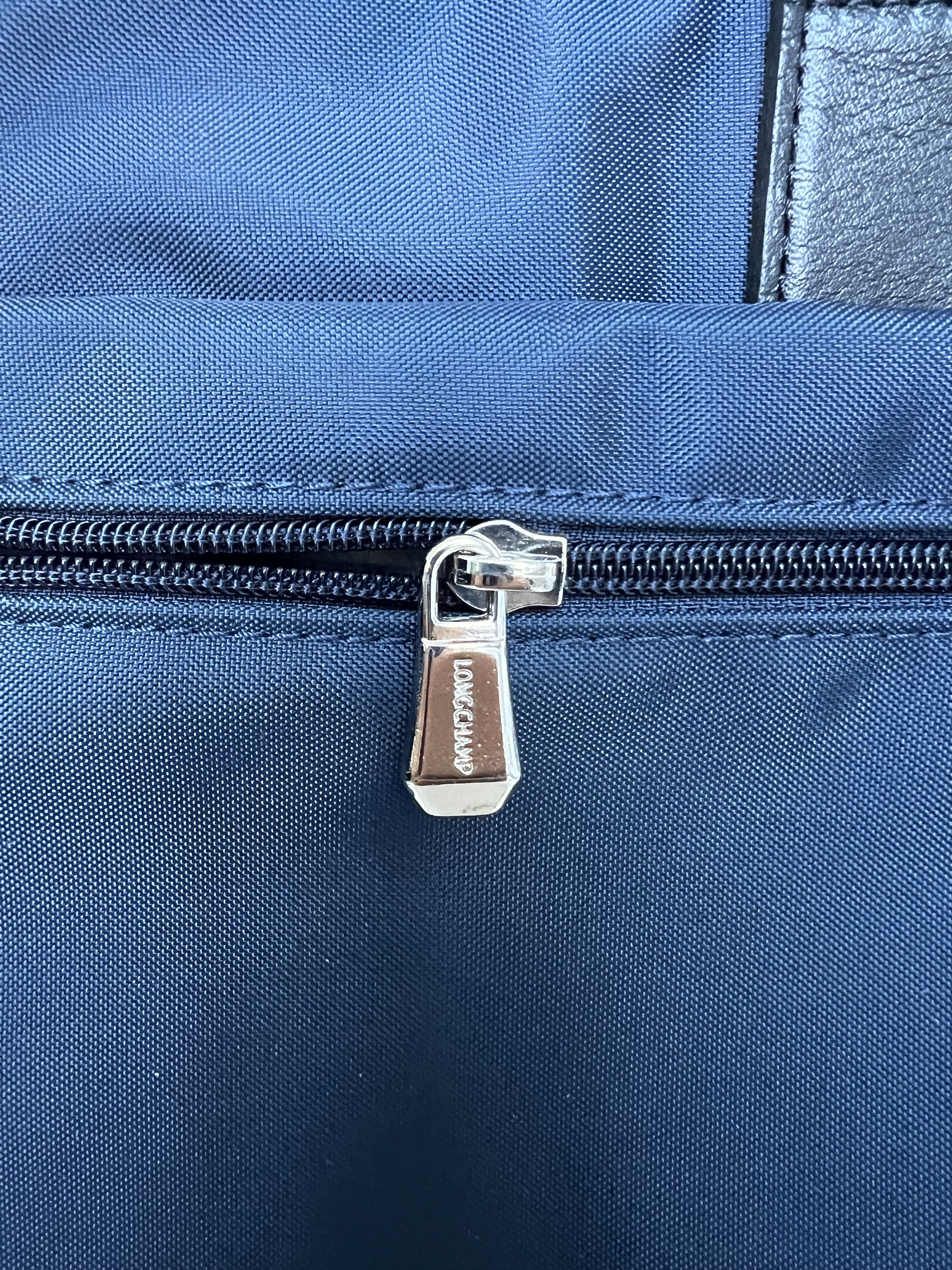 Longchamp Longchamp Men's Nylon Messenger Bag - NEW Size ONE SIZE - 12 Thumbnail