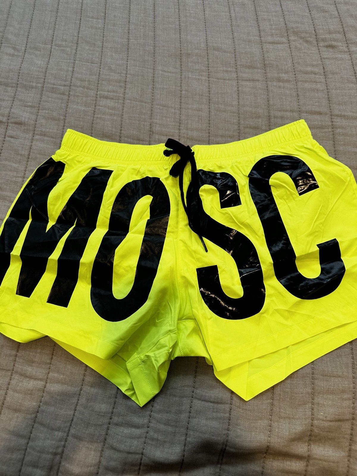 Moschino Moschino Swim Trunks Size Large retail $270 Size US 36 / EU 52 - 2 Thumbnail