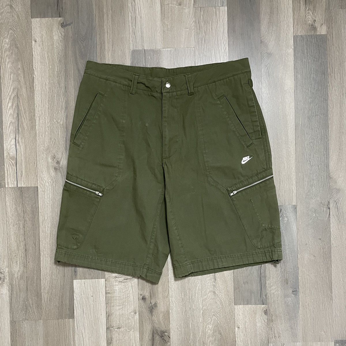 Nike Vintage Nike Multi cargo pants Size US 34 / EU 50 - 1 Thumbnail