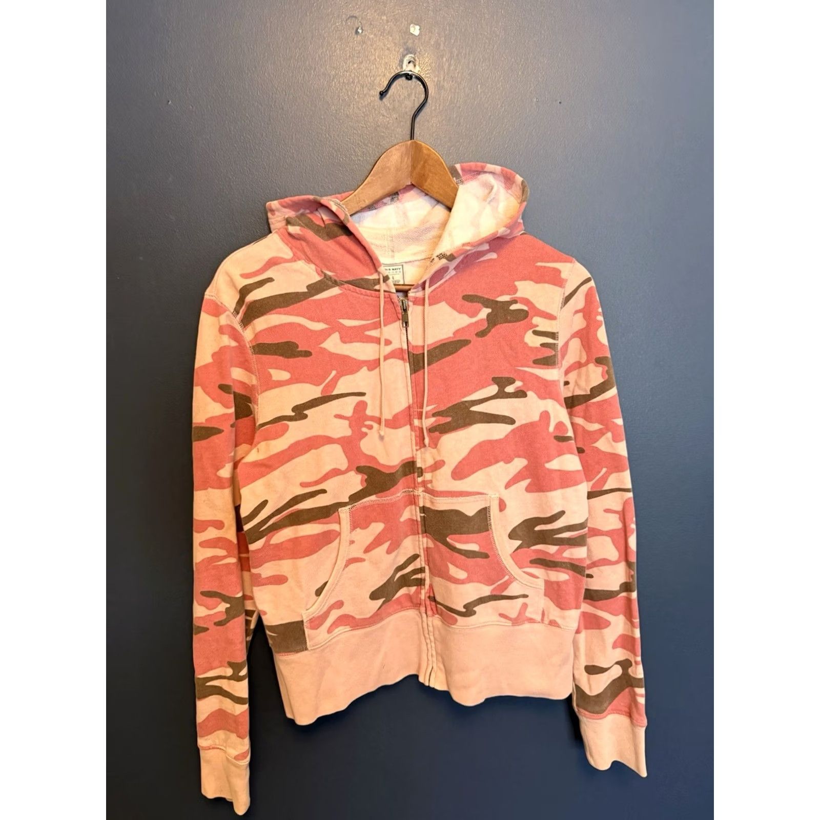 Old Navy Old Navy Y2K Pink Camo Zip Hoodie Women’s Large Size L / US 10 / IT 46 - 3 Thumbnail