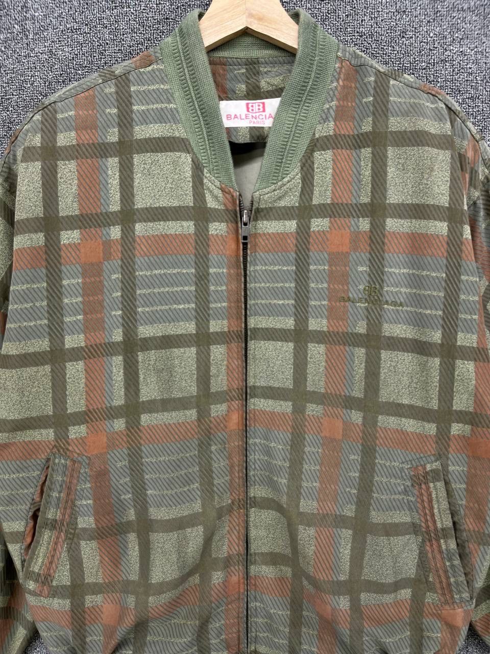 Balenciaga Vintage 90s Balenciaga Paris Checkered Shadow Plaids Jacket Size US L / EU 52-54 / 3 - 5 Thumbnail