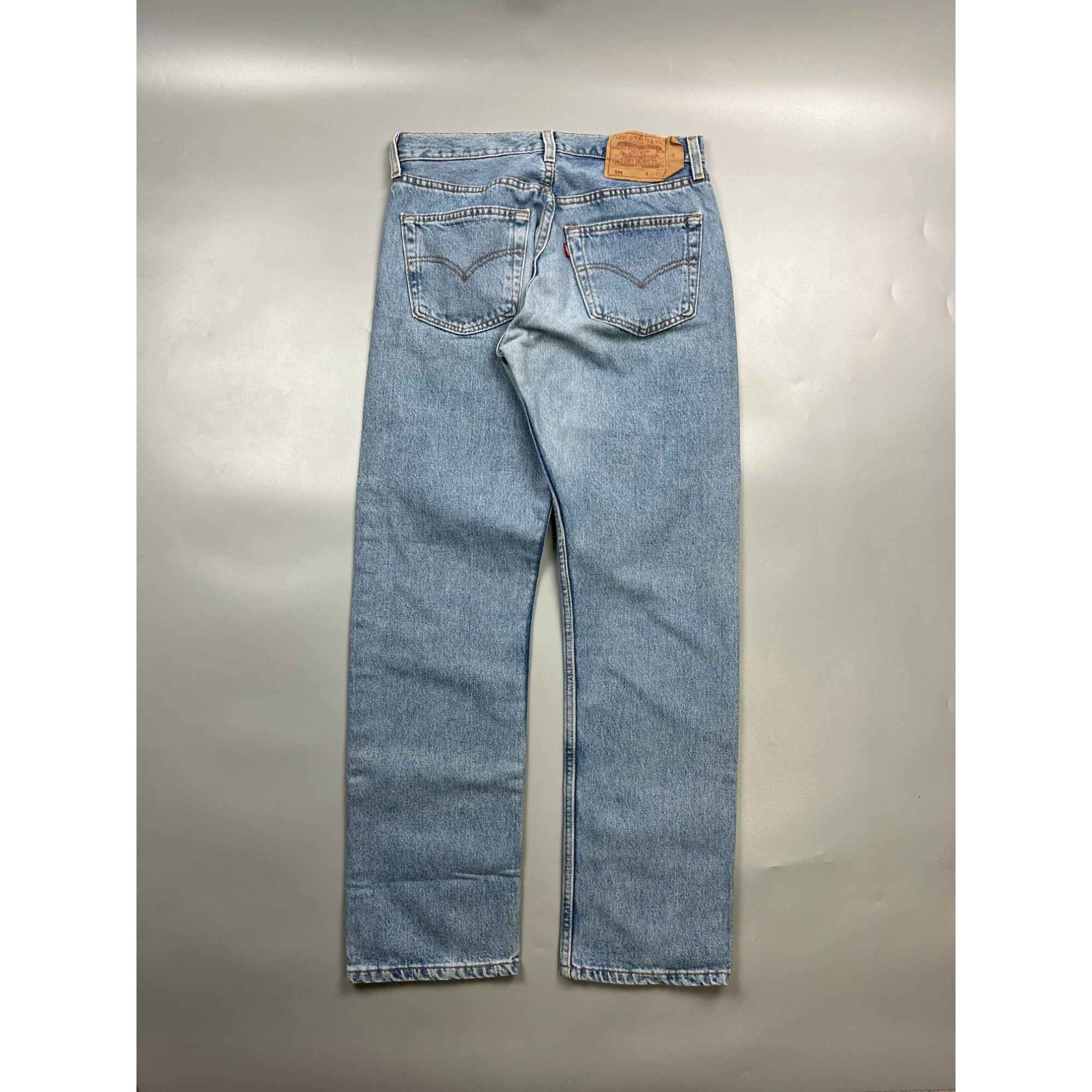 Levi's Levi’s 501 Made in USA Light Wash Denim Jeans Pants (Y0908) Size US 31 - 9 Thumbnail