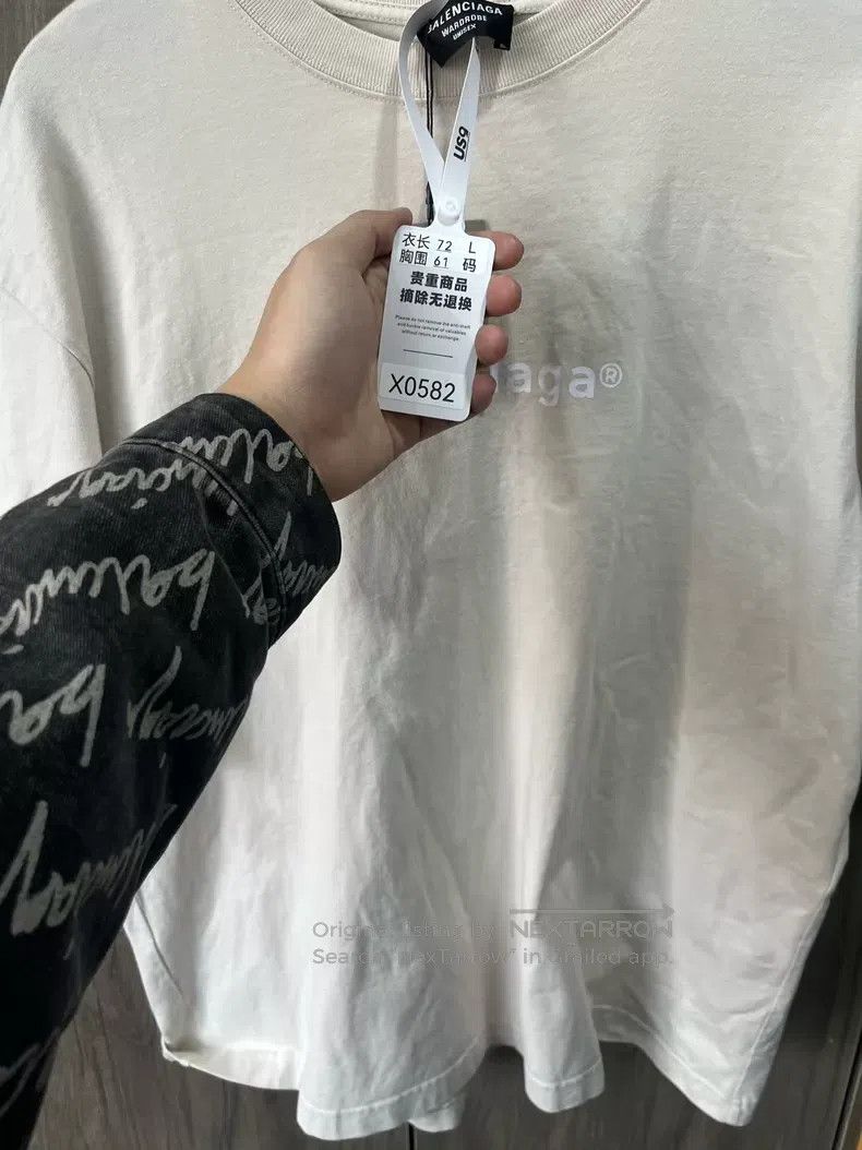 Balenciaga Balenciaga Off-white Mailbox Short Sleeve Size US L / EU 52-54 / 3 - 8 Thumbnail