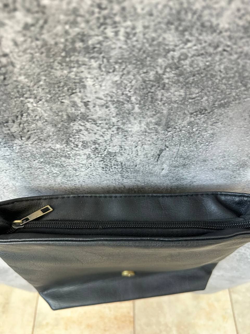 Leather Mulberry Black Leather Crossbody Bag with Brass Hardware Size ONE SIZE - 4 Thumbnail