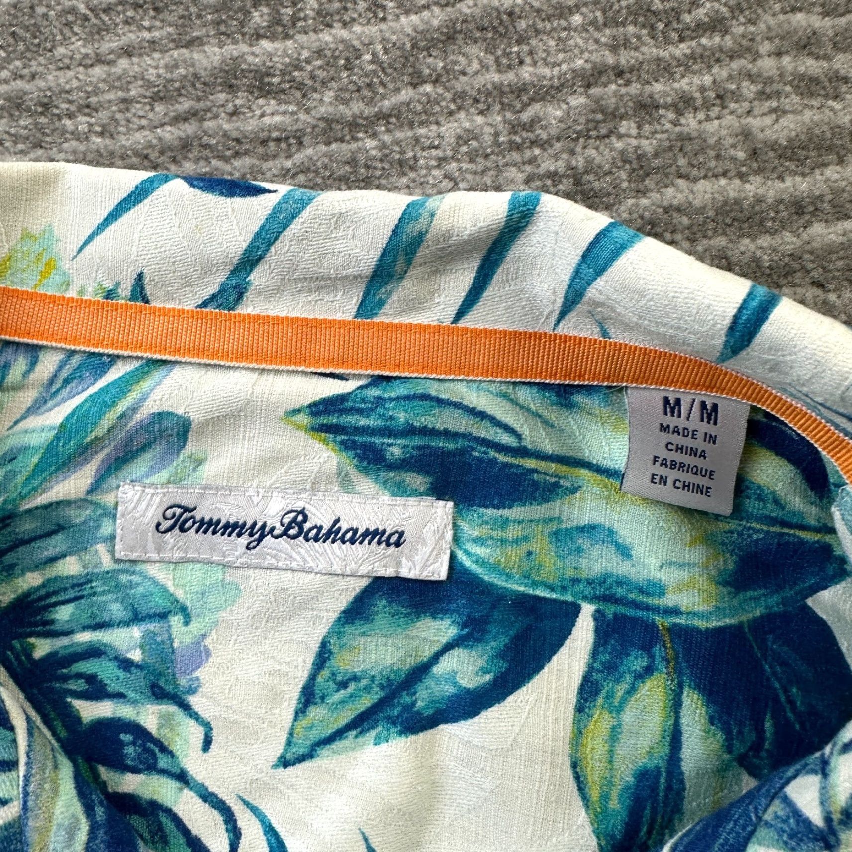 Tommy Bahama Tommy Bahama Shirt Mens Medium Green Camp Button Up Silk Palms Size US M / EU 48-50 / 2 - 6 Thumbnail