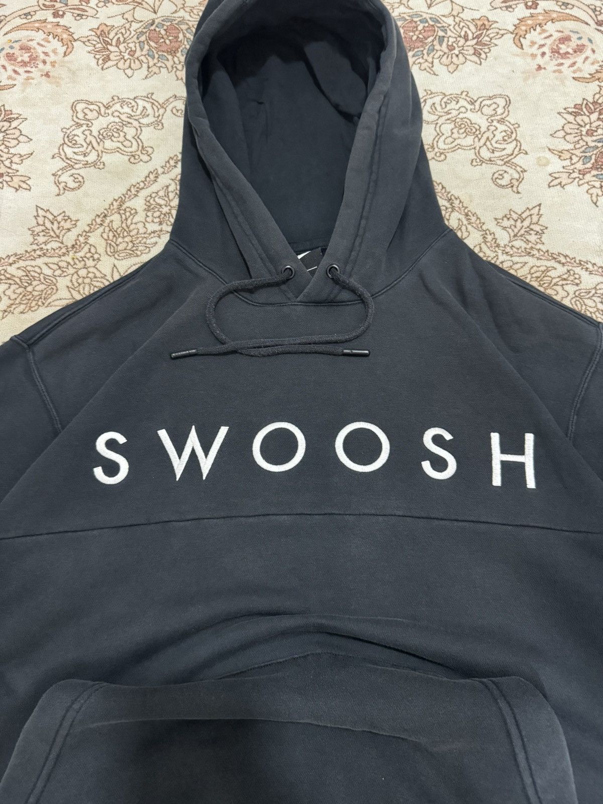 Nike × Vintage Rare Nike Swoosh Big Spellout Hoodie Size US L / EU 52-54 / 3 - 4 Thumbnail
