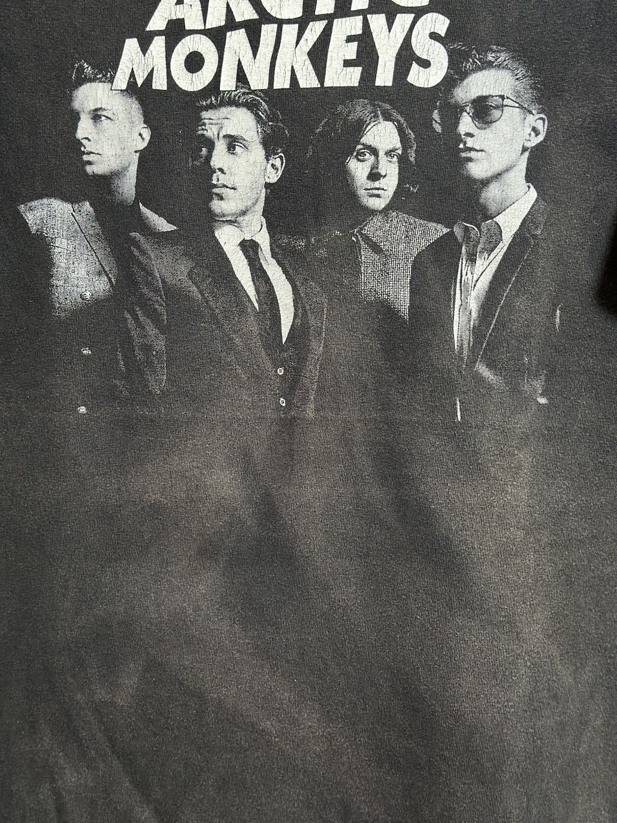 Band Tees Thrashed Vintage Arctic Monkeys Sun Faded Grunge Tee Size US M / EU 48-50 / 2 - 7 Thumbnail