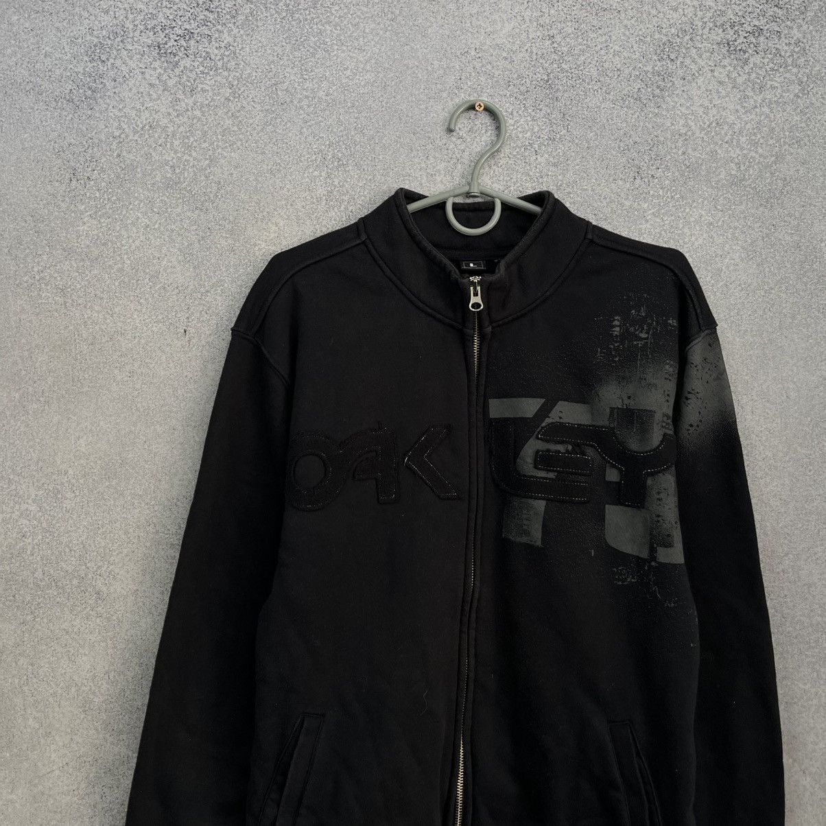 Oakley Vintage Oakley Zip Hoodie Big Logo Size US L / EU 52-54 / 3 - 3 Thumbnail