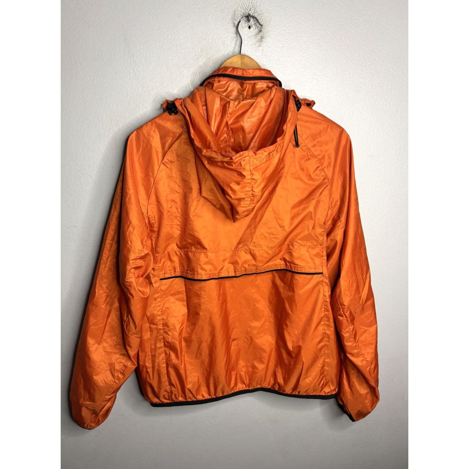 Nike Nike Jacket Mens Small Orange Hooded Running Windbreaker Full Zip Chest Pocket Size US S / EU 44-46 / 1 - 5 Thumbnail