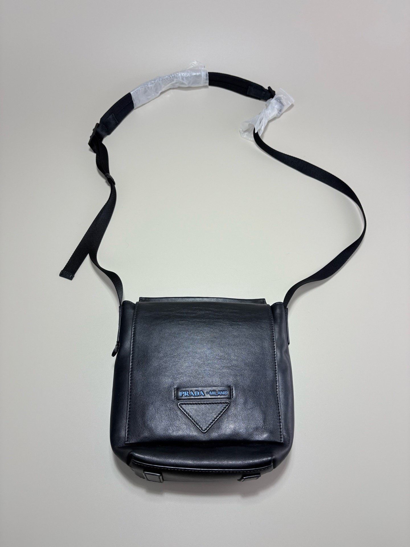 Prada New PRADA Triangle Logo Shoulder Crossbody Bag Size ONE SIZE - 1 Thumbnail