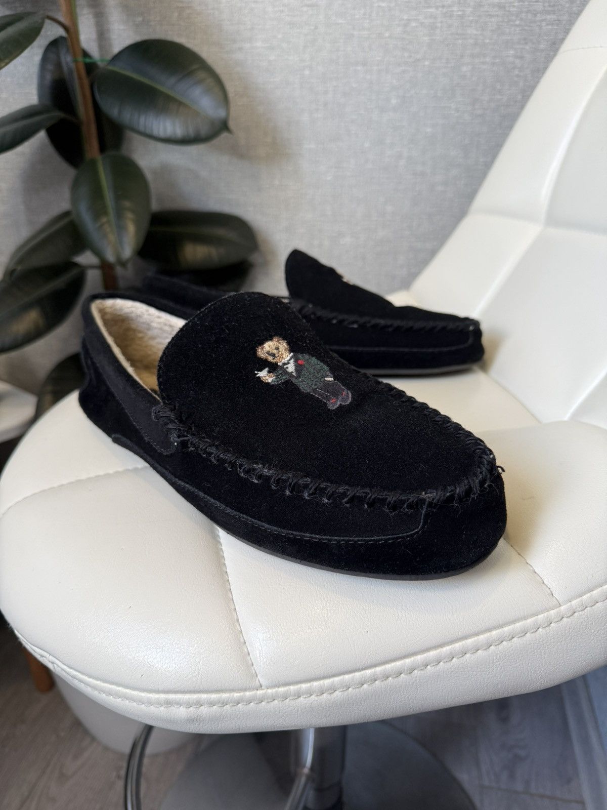 Polo Ralph Lauren Polo Bear Moccasin Slippers Mens Black Suede Shearling Shoes Size US 12 / EU 45 - 9 Thumbnail