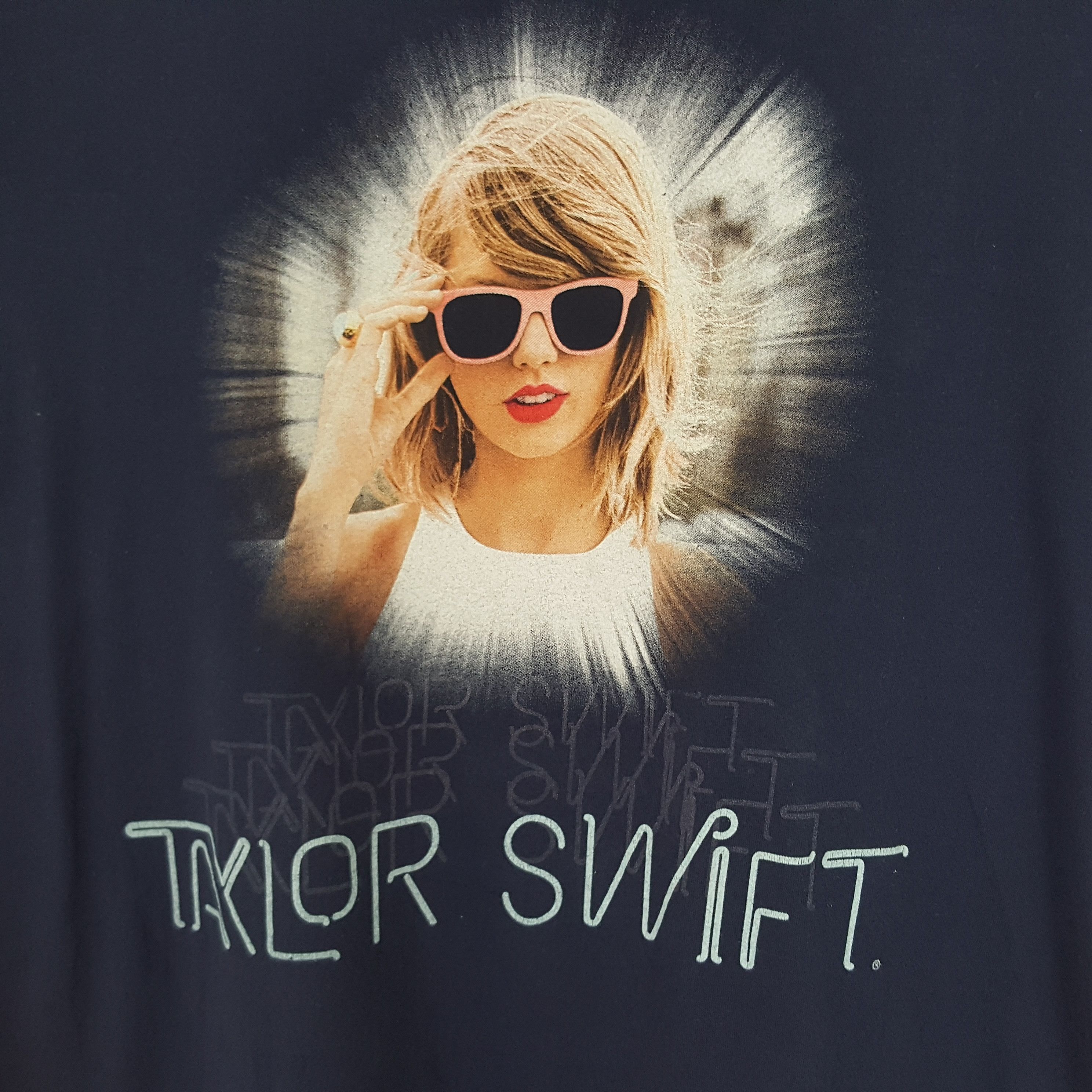 Band Tees × Vintage Vintage Taylor Swift American Singer Songwriter Tshirt Size US L / EU 52-54 / 3 - 2 Thumbnail