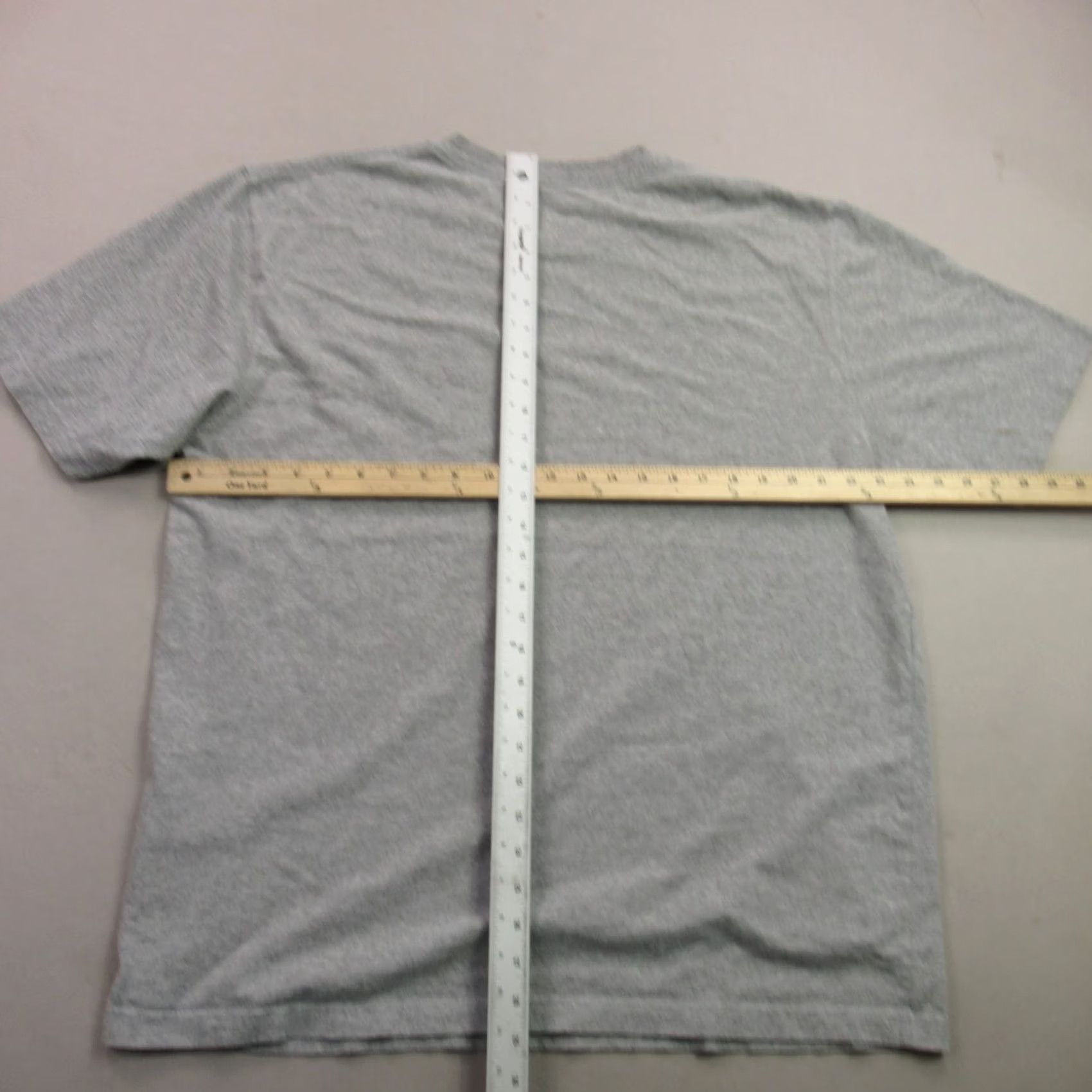 Carhartt Carhartt Shirt Mens Large Short Sleeve Crew Neck Gray Outdoors Original Fit Size US L / EU 52-54 / 3 - 6 Thumbnail