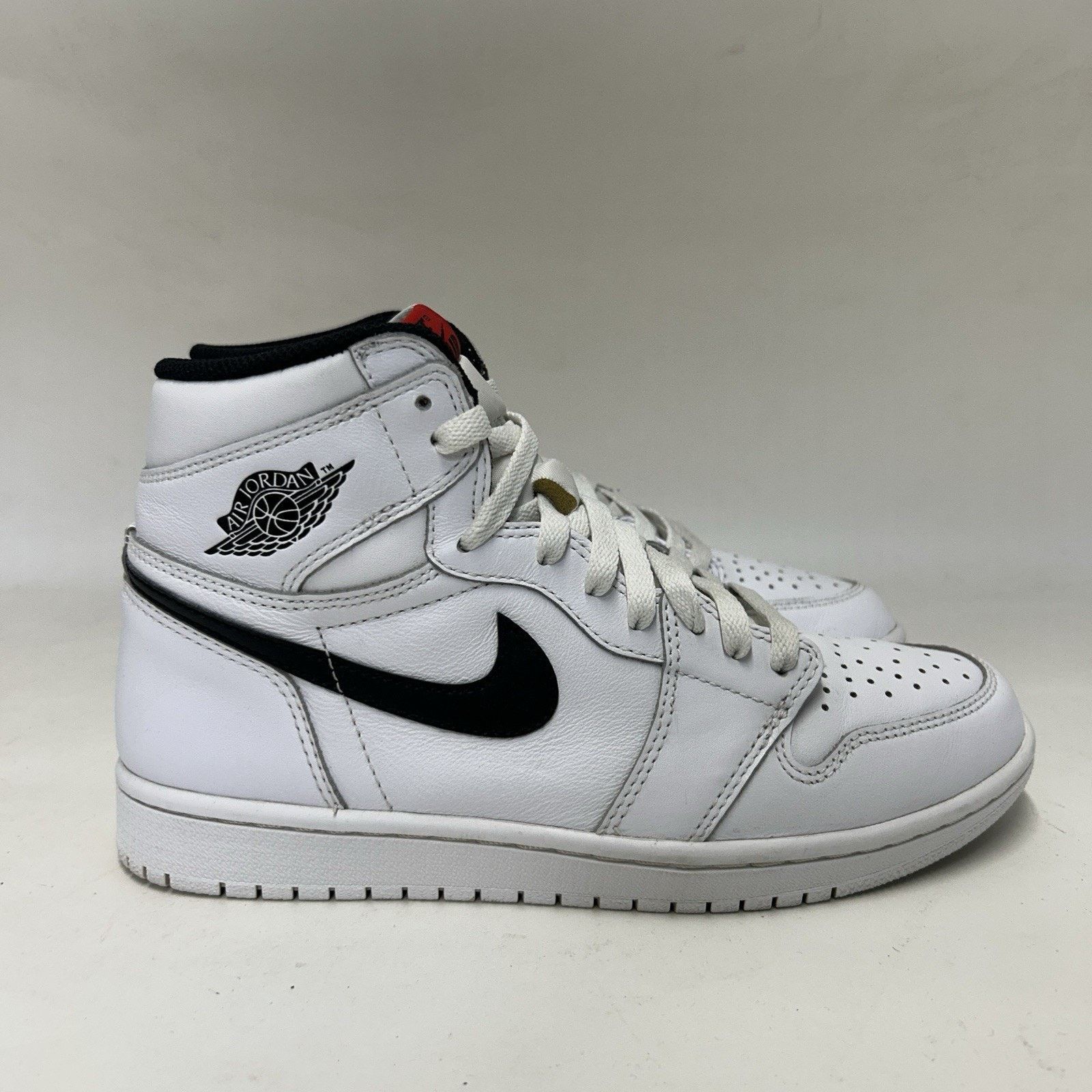 Jordan Brand Nike Shoes Air Jordan 1 High Retro OG Premium “Yin-Yang” Size US 8 / EU 41 - 4 Thumbnail