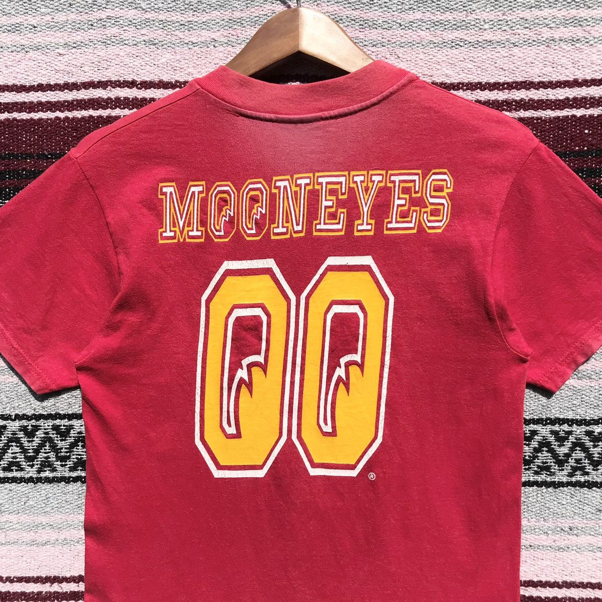 Japanese Brand Vintage 90s Moon Eyes Tee Moon Eyes Equipment Co. SunFaded Size US S / EU 44-46 / 1 - 10 Thumbnail