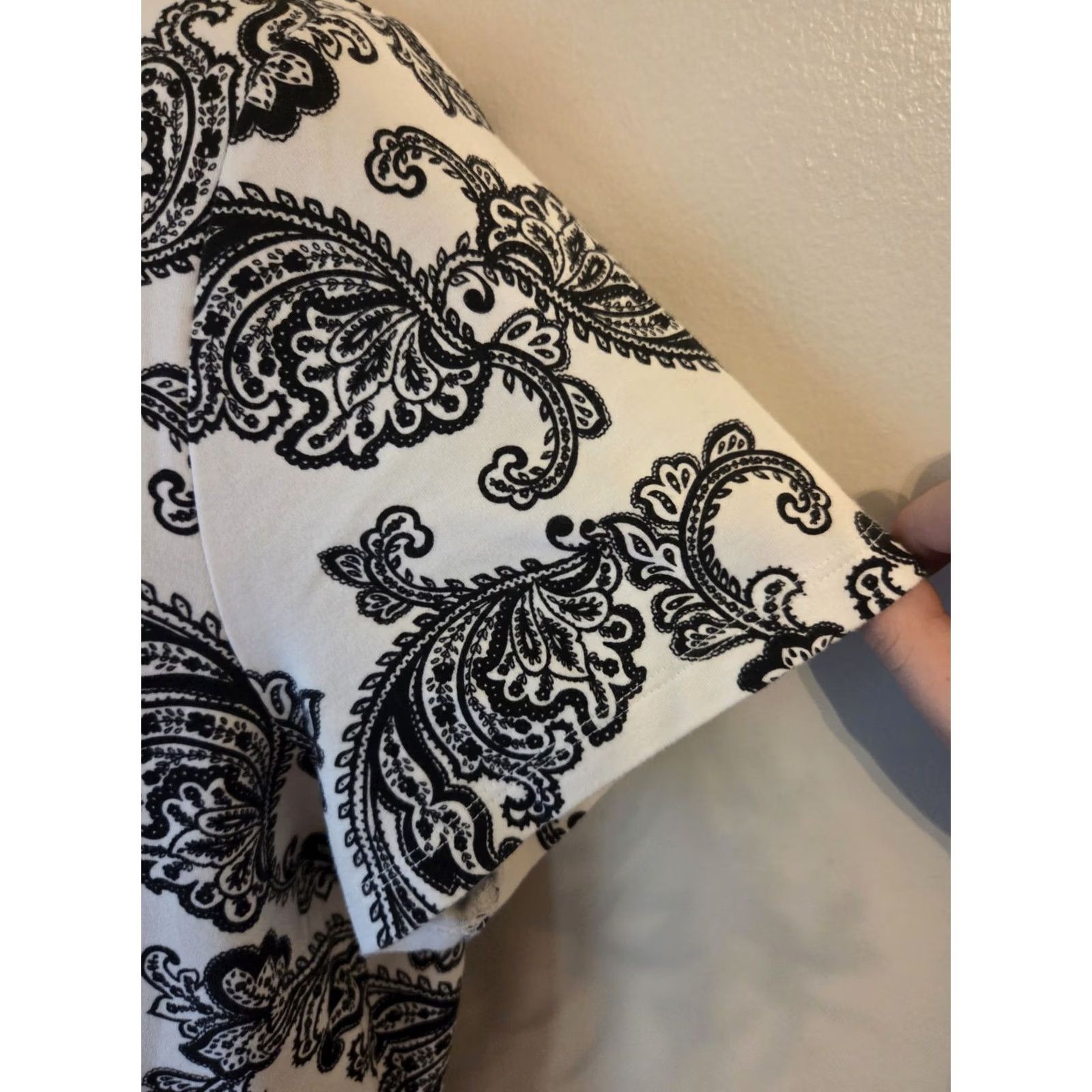 Croft & Barrow Croft & Barrow Shirt Paisley Print Casual Top White Black 1X Plus Womens Size XL / US 12-14 / IT 48-50 - 4 Thumbnail
