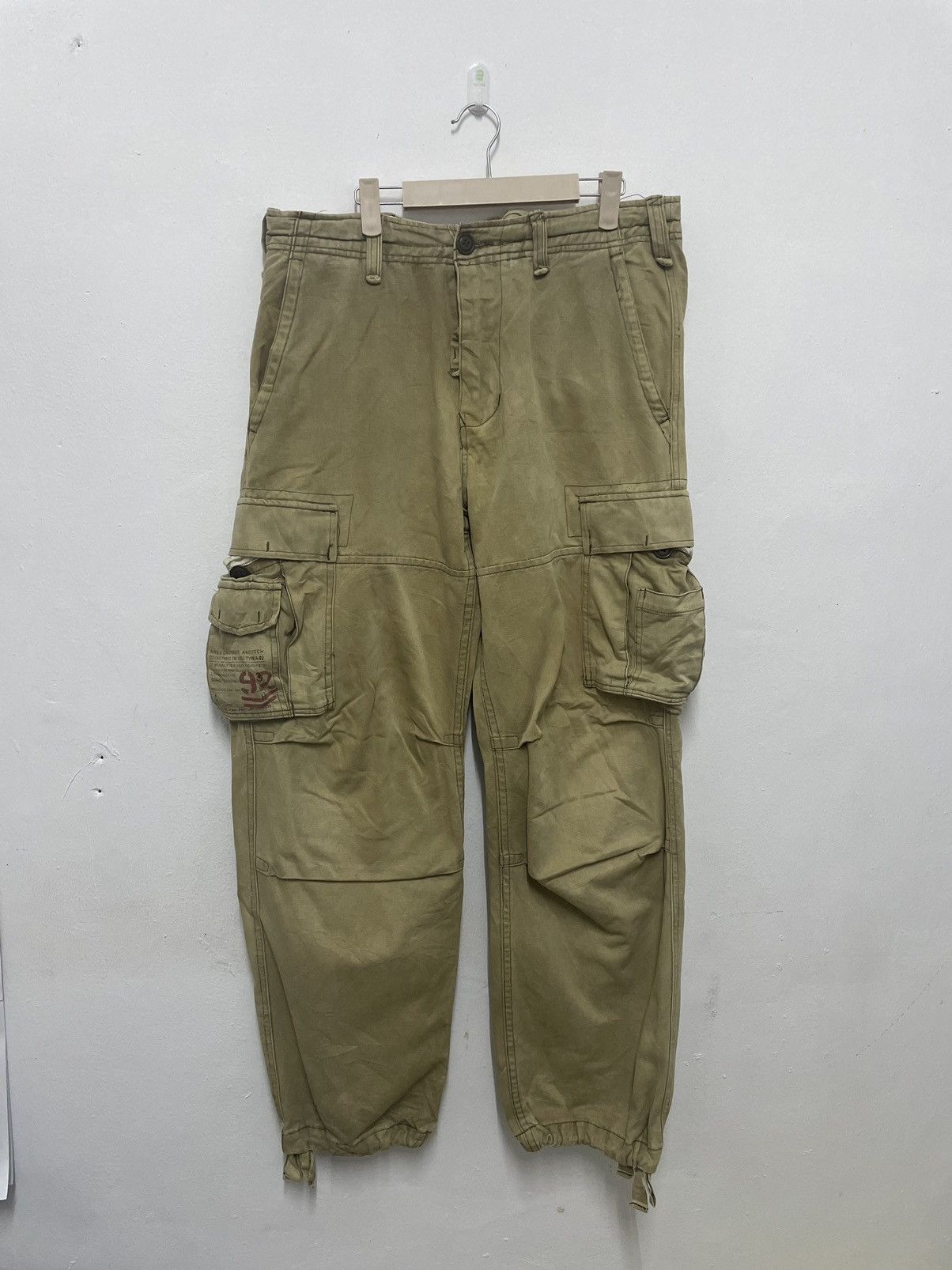 image of Abercrombie Fitch Abercrombie Cargo Pants Vintage Issue Heavy Duty in Brown, Men's (Size 34)