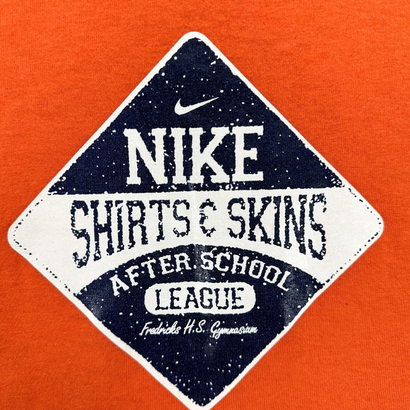 Nike VINTAGE Nike Mens Center Swoosh T-Shirt XL Orange Crewneck Short Sleeve Tee NEW Size US XL / EU 56 / 4 - 5 Thumbnail