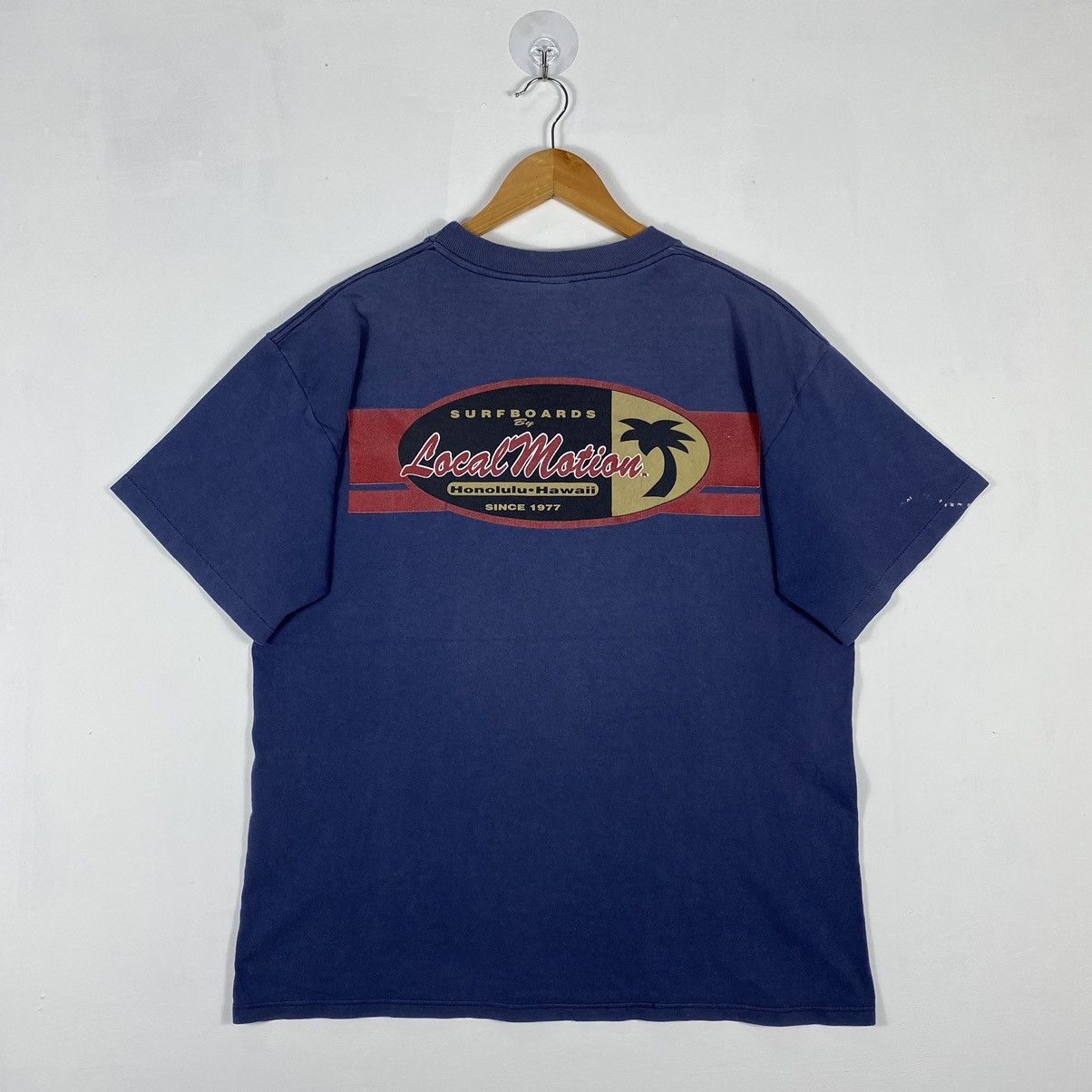 Vintage Vintage 90's LOCAL MOTION SURFBOARDS Honolulu-Hawaii Tee Size US L / EU 52-54 / 3 - 2 Thumbnail