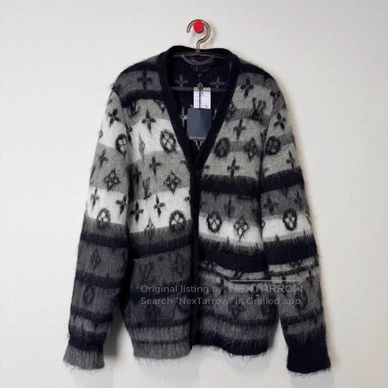 Louis Vuitton Louis Vuitton Classic black and white color scheme sweater Size US XL / EU 56 / 4 - 1 Thumbnail