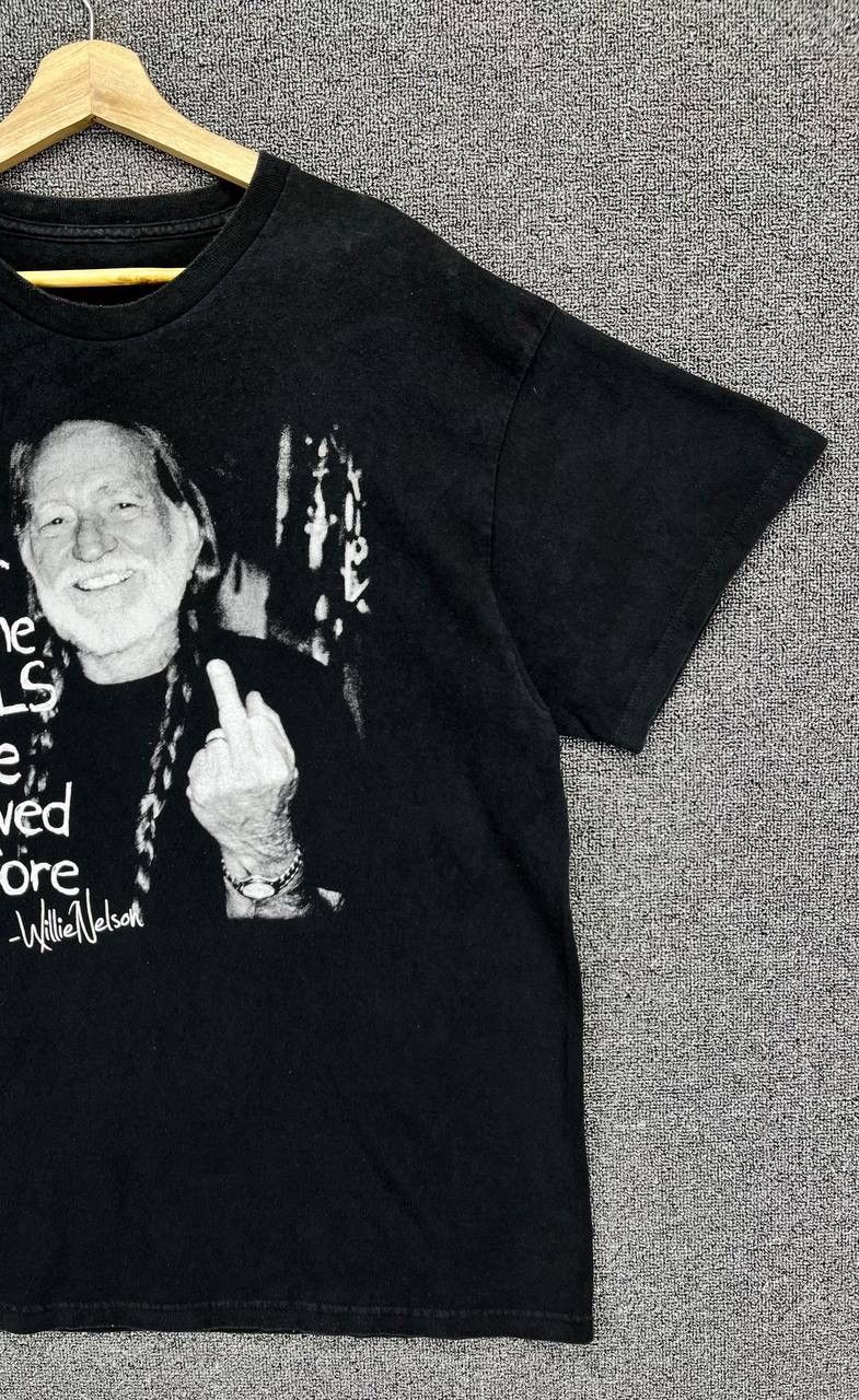 Band Tees Vintage Willie Nelson Punk Rock Band Tees T Shirts Size US M / EU 48-50 / 2 - 4 Thumbnail