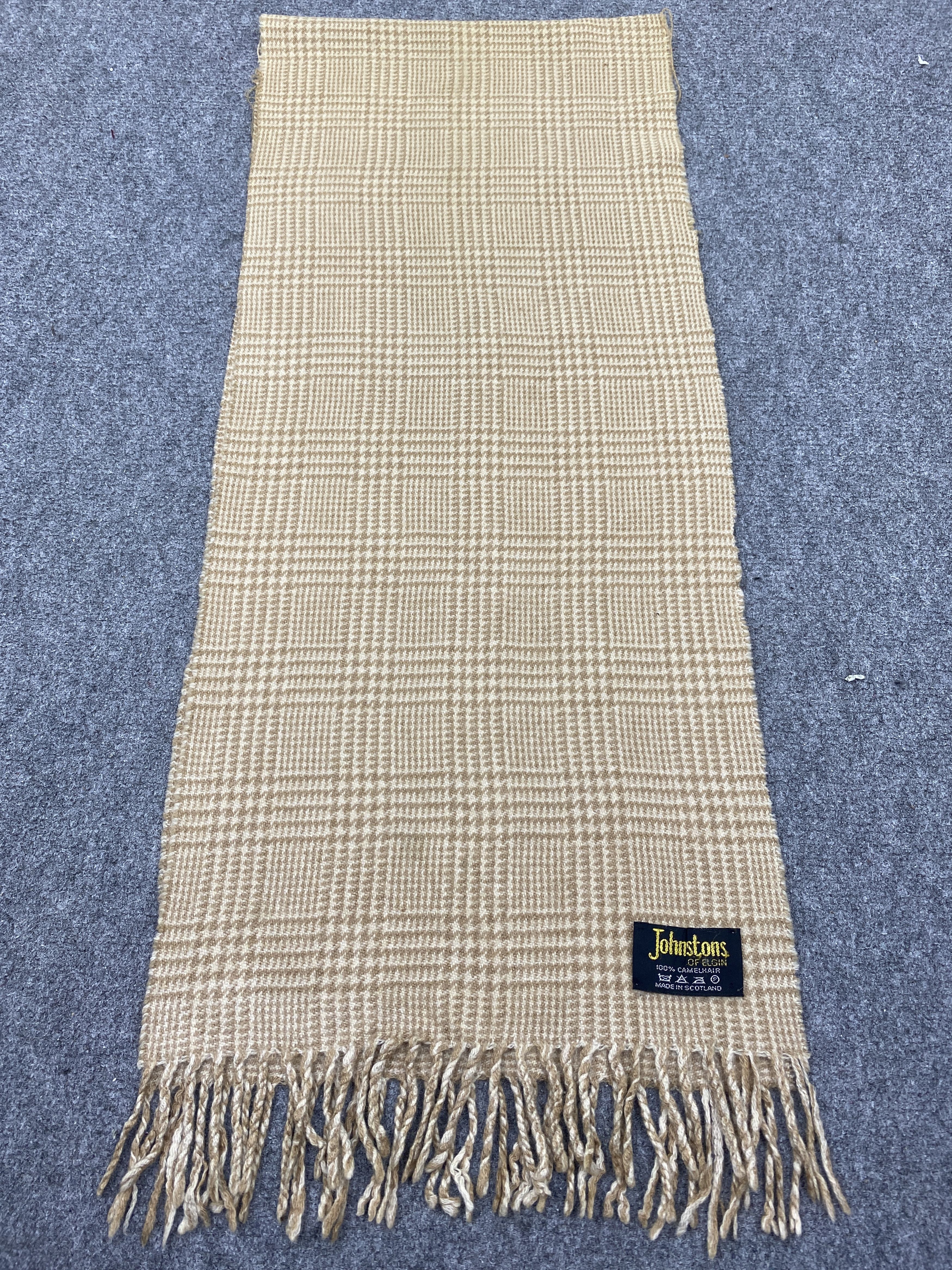 Johnstons Of Elgin Johnstons Of Elgin Camelhair / Muffler / Neckwear -SC0100 Size ONE SIZE - 4 Thumbnail