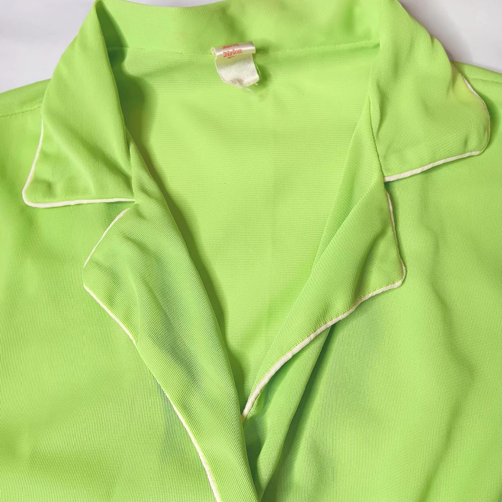 Vintage VINTAGE Unbranded Nightgown Women’s Large Green Nylon Button-Up Knee-Length Flaws Size ONE SIZE - 3 Thumbnail
