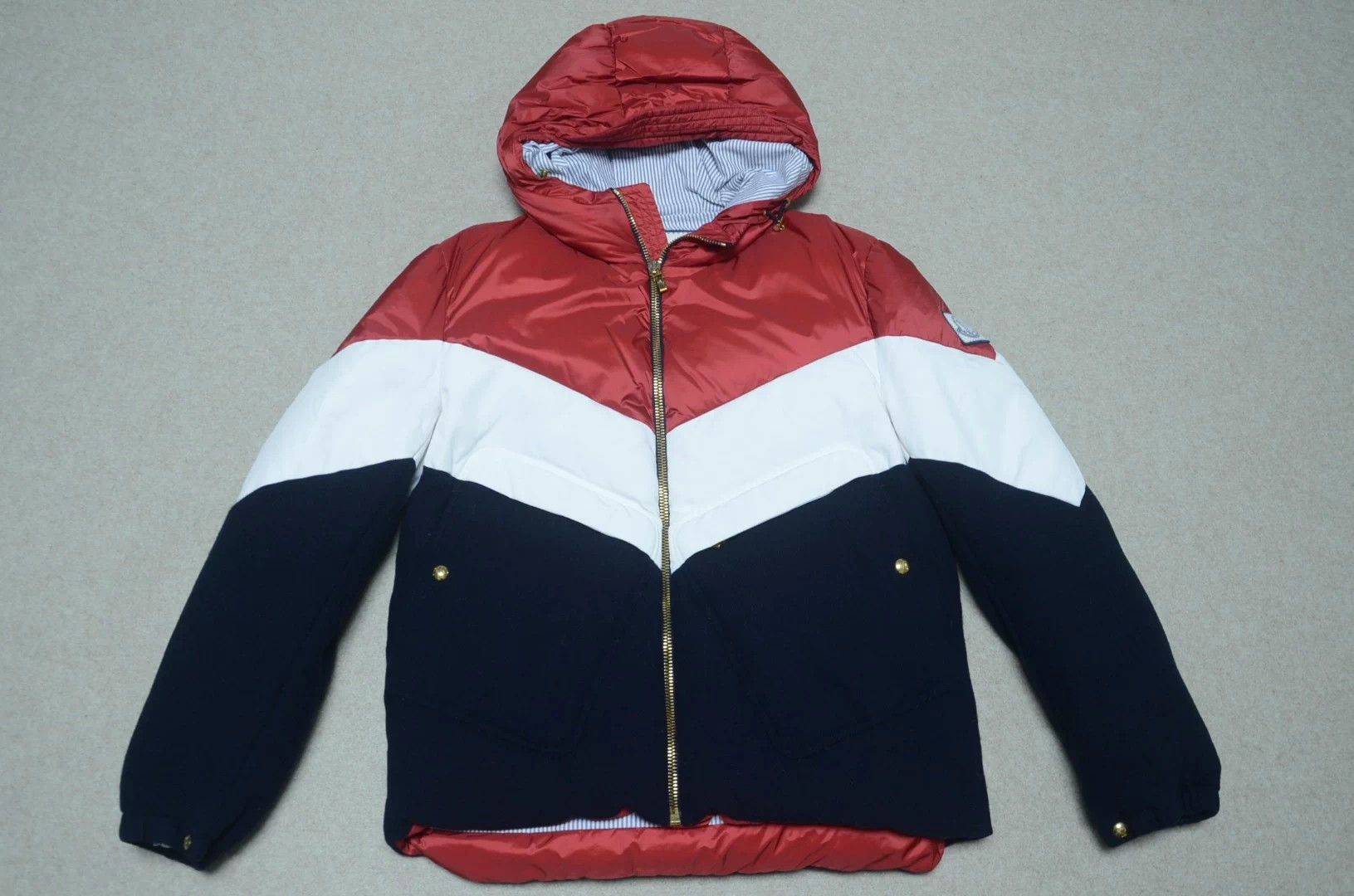 Moncler Moncler×TB Gamme Bleu Tri-Color Puffer Jacket 3 Size US L / EU 52-54 / 3 - 1 Thumbnail