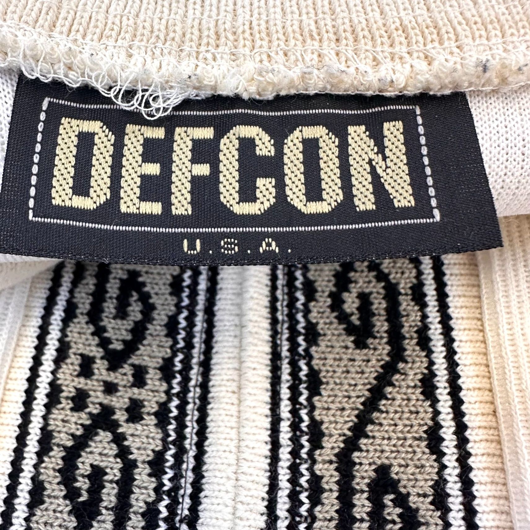 Vintage VINTAGE Defcon Full Zip Tunic Polo Shirt Mens XL Cotton Cream USA Made Size US XL / EU 56 / 4 - 6 Thumbnail