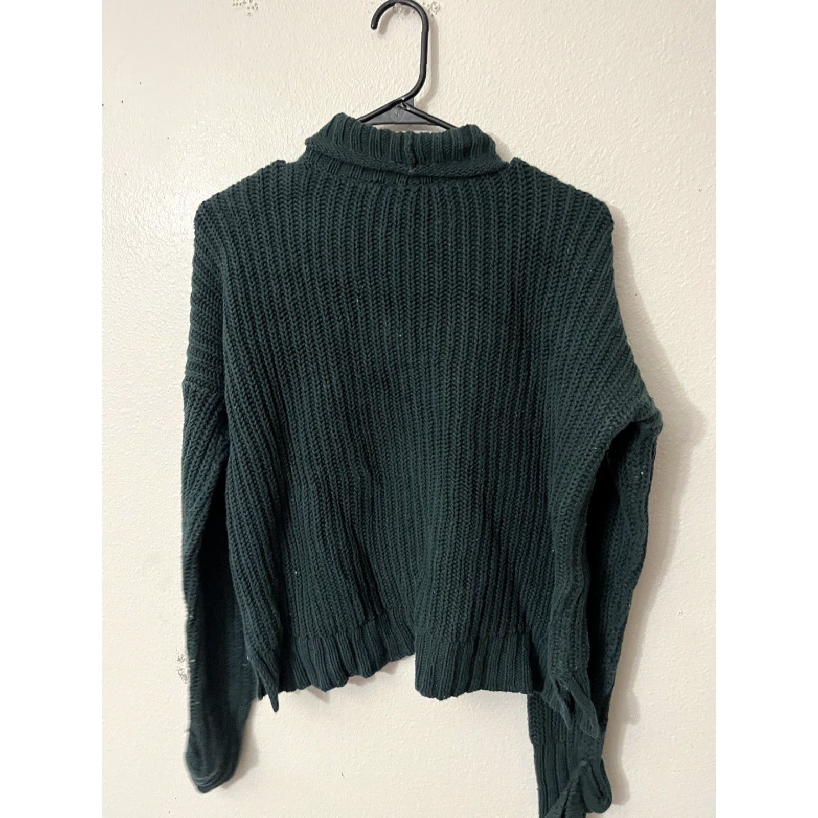 Express EXPRESS Women's Sweater XS Green Knit Mock Neck Pullover Relaxed Stretch Size XS / US 0-2 / IT 36-38 - 2 Thumbnail