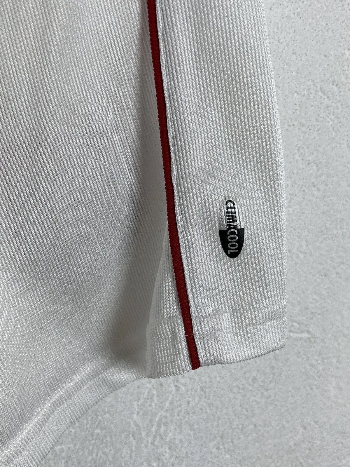 Adidas 00s Vintage Adidas x FC Bayern Munchen 2005/06 Home Shorts Size US 28 / EU 44 - 6 Thumbnail