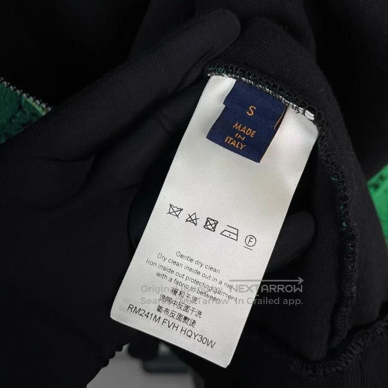 Louis Vuitton Louis Vuitton Black and green gradient full logo zipper ho Size US S / EU 44-46 / 1 - 6 Thumbnail