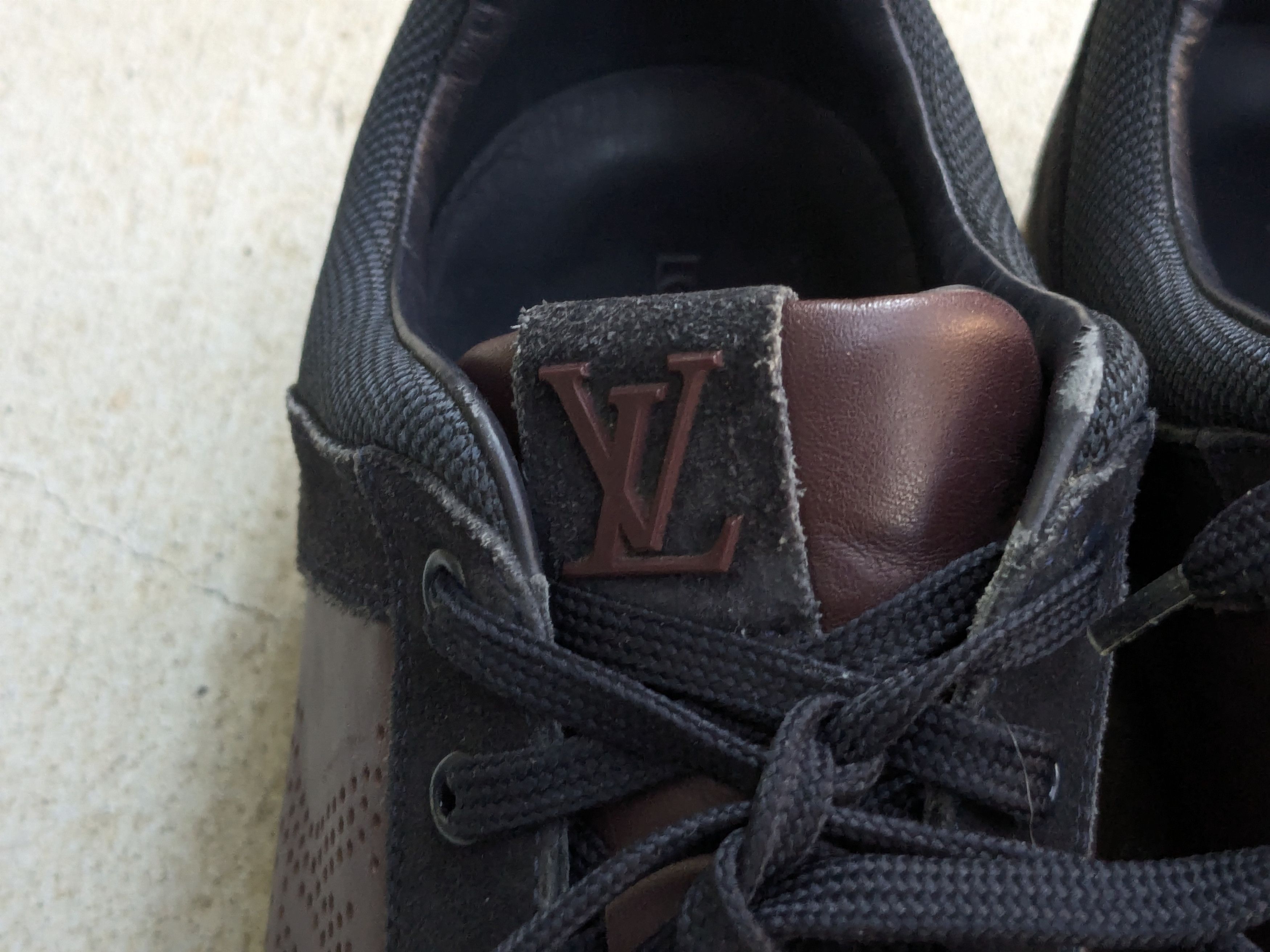 Louis Vuitton Louis Vuitton Sneakers Burgundy Black Suede Leather 9 Size US 9 / EU 42 - 7 Thumbnail