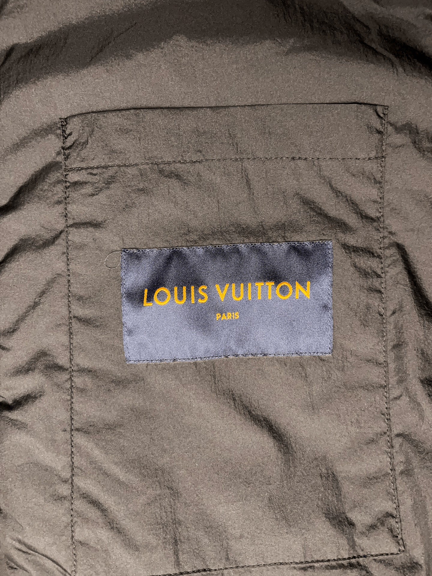 Louis Vuitton Louis Vuitton Trompe-l'œil shearling padded parka jacket Size US XL / EU 56 / 4 - 5 Thumbnail