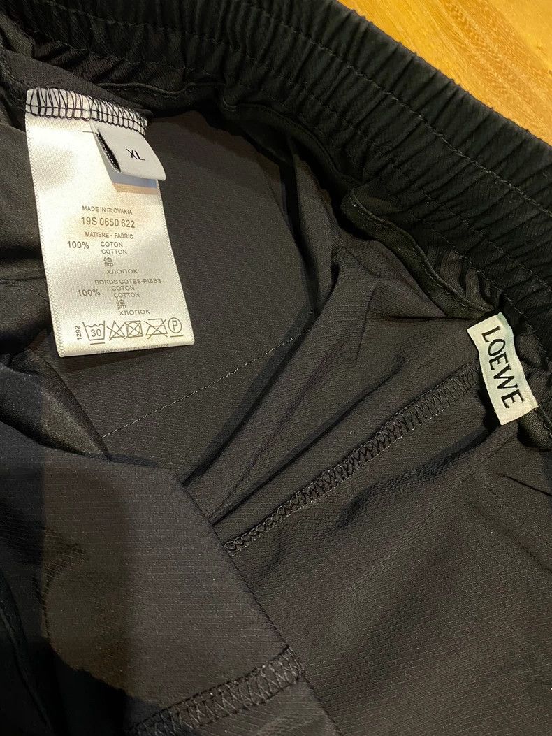 Loewe LOEWE sizeXL Thin sportswear pants with black comfortable q Size 28" / US 6 / IT 42 - 3 Thumbnail