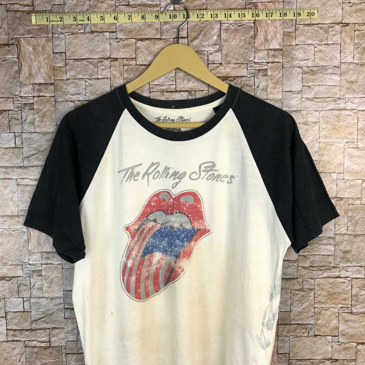 The Rolling Stones The Rolling Stones vintage band tee #A810 Size US L / EU 52-54 / 3 - 2 Thumbnail